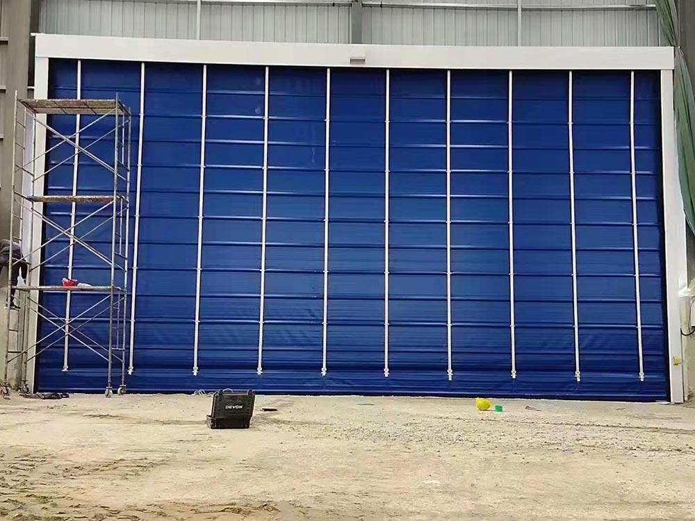 商场防火卷帘门安装案例